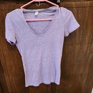 Under Armour Women's Lavender V-Neck Tee